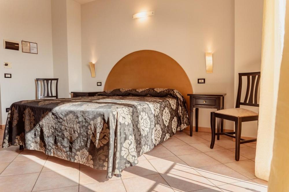 Hotel Rossi Манчіано Екстер'єр фото